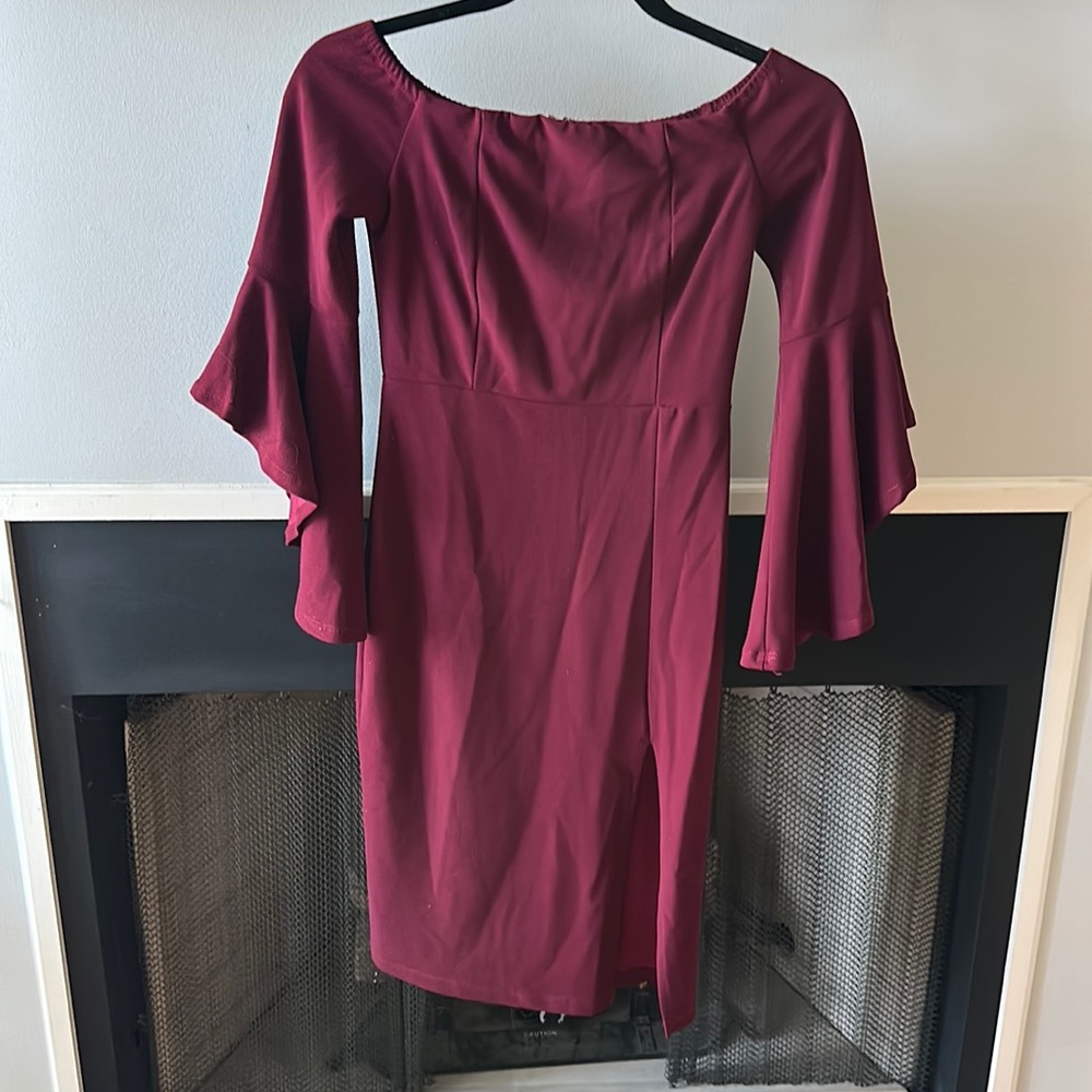 Burgundy off the shoulder bell sleeves dress